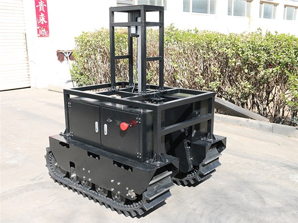 龍門式履帶底盤性能特點